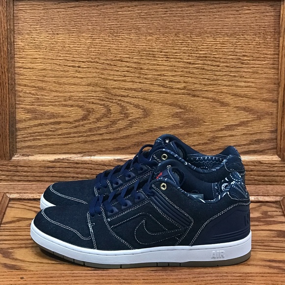 Vans Shoes Size M 95 W 11 Poshmark Vans Shoes Size M 95 W 11 Poshmark